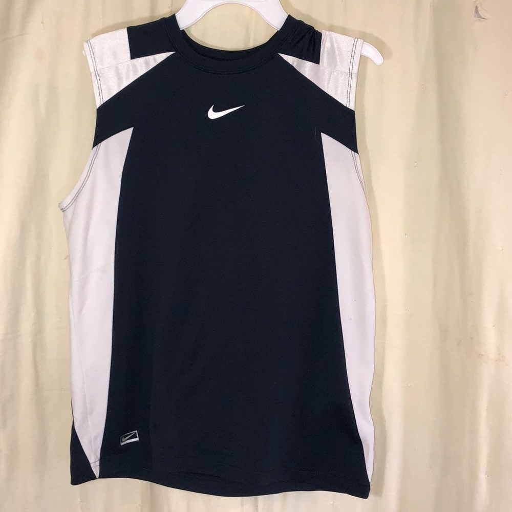 Boys Nike Dri-Fit tank and reversible short set